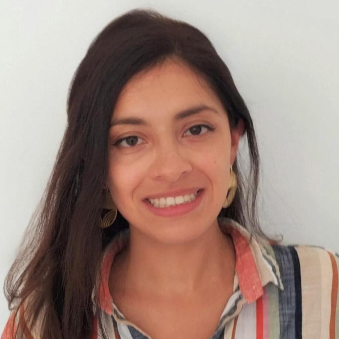 Portrait d'Ana, coordinatrice France de Constellation Sociale